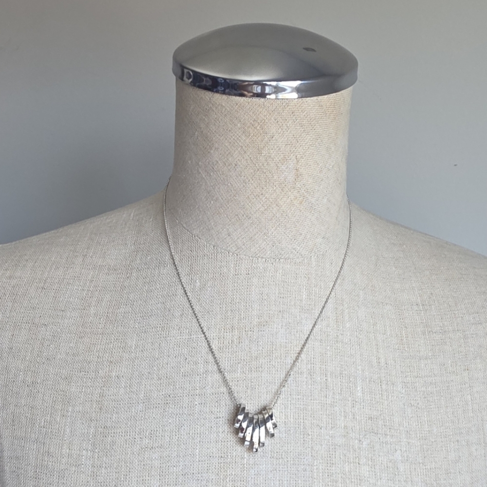 Chic Silver Oval Pendants Necklace
